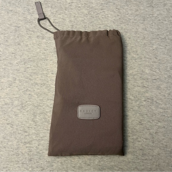 Radley London Red Leather Chain Clutch Wallet - Picture 13 of 16